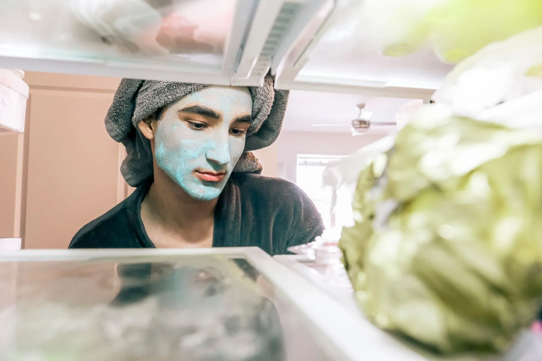 重庆美甲店甲油胶批发选型指南：兼顾色彩与持久度